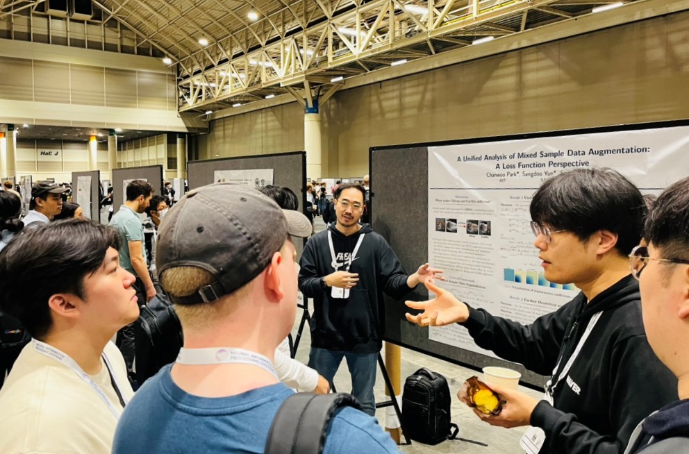 네이버, 세계 최고 권위 AI 학회 ‘NeurIPS 2022’에서 두 자릿수 논문 발표